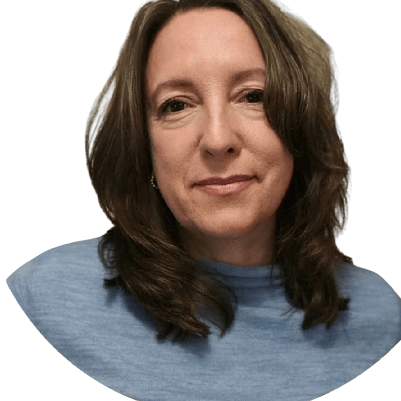 Wendy McGuire headshot square